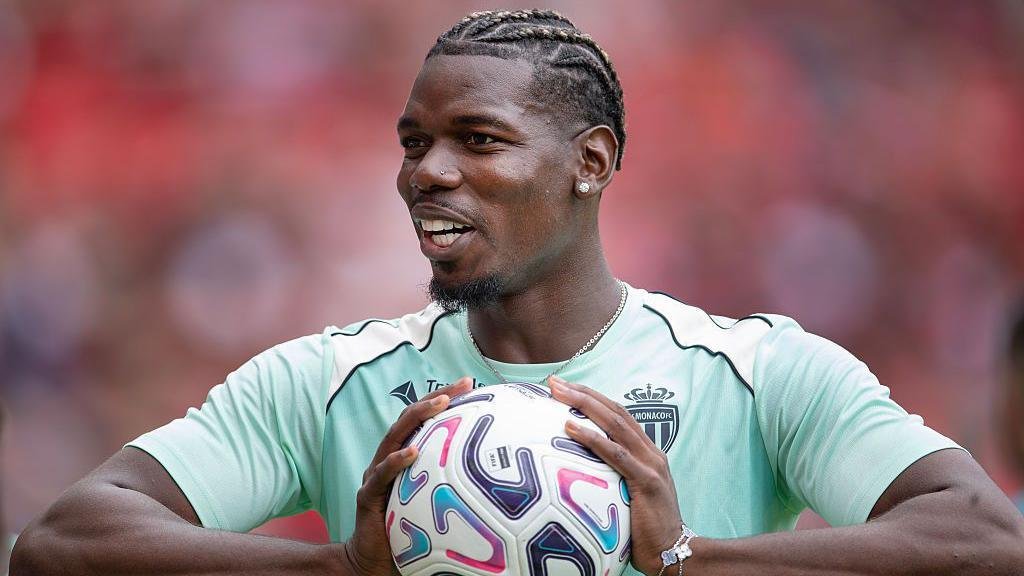 TouchlineX's tweet photo. 🚨 𝗡𝗘𝗪: Paul Pogba has suffered another injury setback as his future at Monaco becomes increasingly uncertain.

· Pogba failed to finish Monaco’s training session in England after suffering discomfort in his left thigh during a small-sided game.

· The 33-year-old had only played 45 minutes during pre-season and had just returned to full team training last week.

· Monaco were reportedly already considering terminating Pogba’s contract before this latest injury, following a season in which he made just six appearances.

— @marca