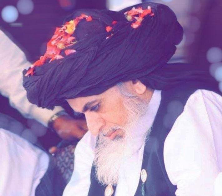 Islamic_Queen2's tweet photo. ناز کیوں نہ کریں آپ کی نسبت والے، لوگ کہتے ہیں ہمیں ختمِ نبوّت والے ♥️ https://t.co/DTVN1n1iCv