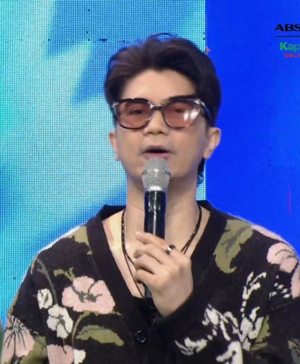 clacio25's tweet photo. Happy Wednesday naman kuys Vhong Meme Vice and Kuya ion
#Showtimech https://t.co/Rtj30xamiV