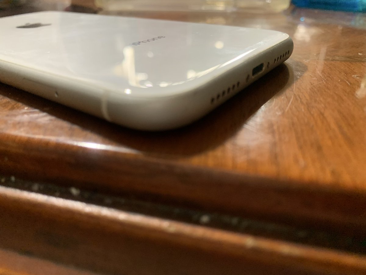 fnevarez1's tweet photo. vendo iPhone 10xr https://t.co/r8orQsx1ik