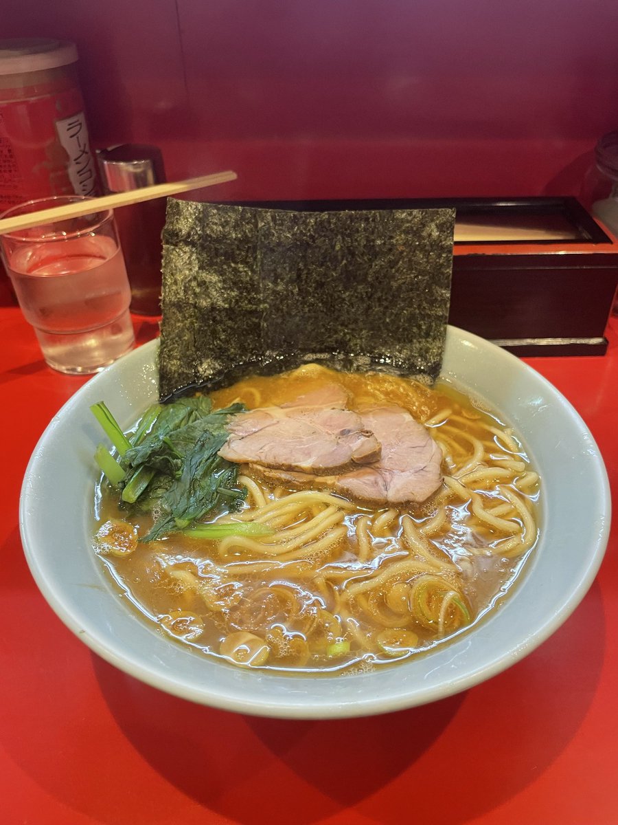 ueXkSILnqXL3LRH's tweet photo. 横浜家系ラーメン 黄金家さん

ラーメン🍜

横浜ラーメン 斎藤家 根岸店さん

ラーメン🍜
にんにくの芽🌱

どちらも抜群に美味しかったです😋ｳﾏﾀﾝ

Wうまぐばん🤤🥊💥ugn https://t.co/CkCEqyteOP
