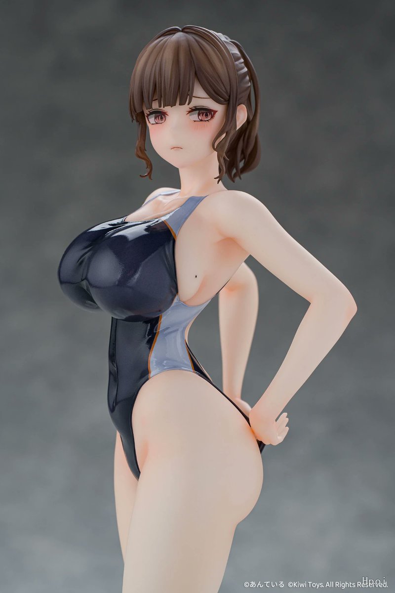 figsoku_b's tweet photo. 【あんている氏イラスト】Kiwi Toys「水泳部の先生 穂成美」美少女フィギュア 彩色原型公開

【15日予約開始】
2027年4月発売予定
https://t.co/7r6VXp7NSG
#KiwiToys #あんている https://t.co/GR10Wg6QGI