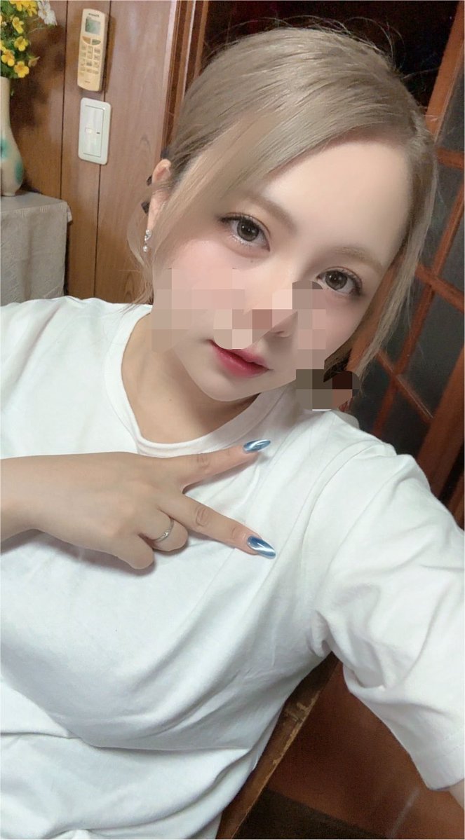 Nagisa___29's tweet photo. 生きてます👼
千葉に帰省してた
今日山口もどる✈️ https://t.co/TLKWKpa5J9