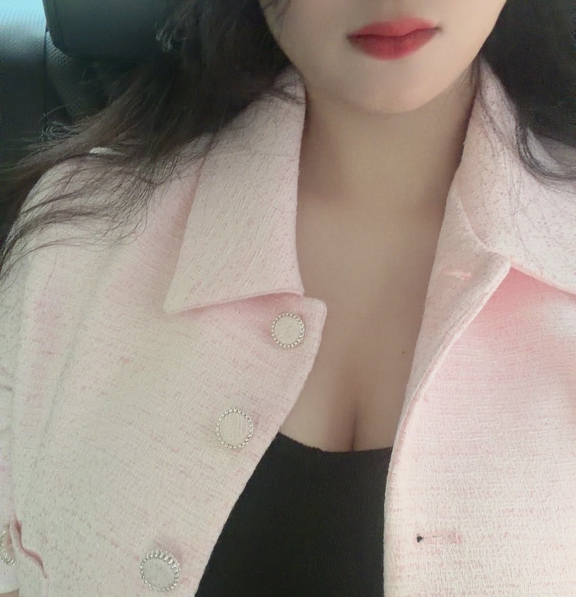cherry_7227's tweet photo. 제 최애 옷 입었어요 ㅎᩚㅎᩚ https://t.co/wZ1fcYj4Ie