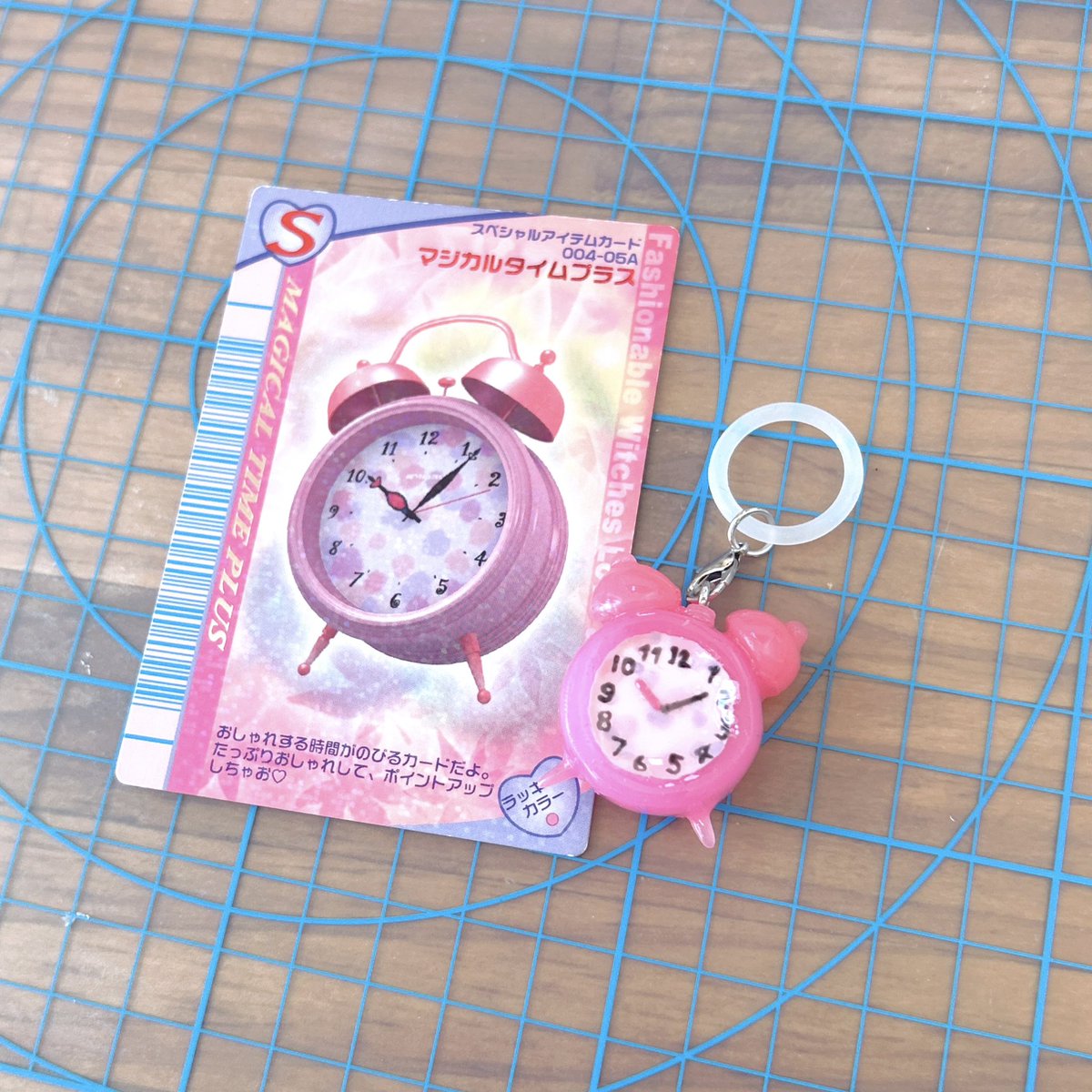 LB_sa_ya's tweet photo. こんなめじるしがあったら欲しいシリーズ
マジカルタイムプラス⏰
作ったらいいけど外には付けていけなさそう😇 https://t.co/231CGB9ZPT