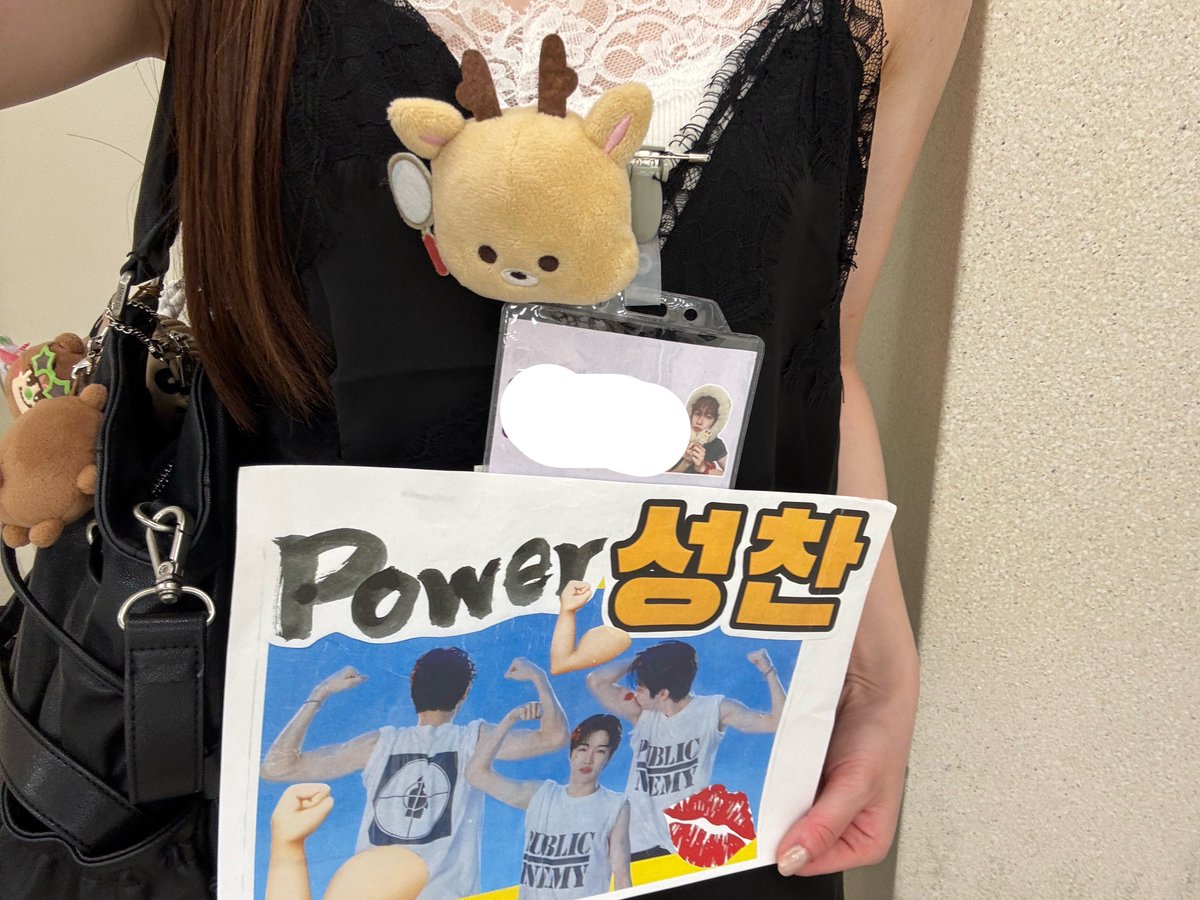 rnbriize23's tweet photo. 無事に💪🏻してくれて
名前呼んでくれて、
大阪に続いて「パチィィン❗️」と
ハイタしました！！
ソンチャンだいすき！！ https://t.co/8Houwn5z1N