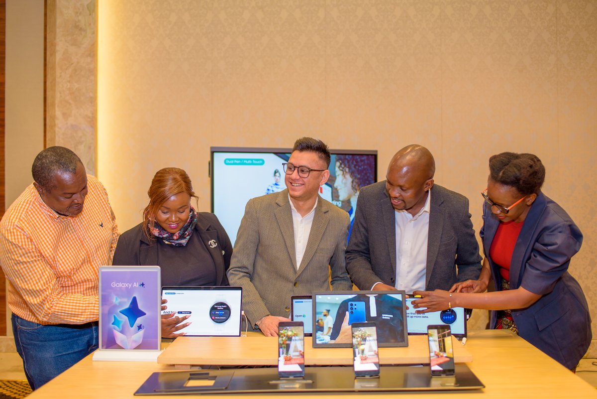 SamsungMobileKE's tweet photo. Through hands-on product interaction at our Digital Classroom launch, every experience demonstrated how smart &amp; connected systems make teaching more seamless, learning more engaging, collaborations more connected &amp; the impact of such possibilities.

#GalaxyAI #AwesomeIntelligence https://t.co/KJYScwm3UJ
