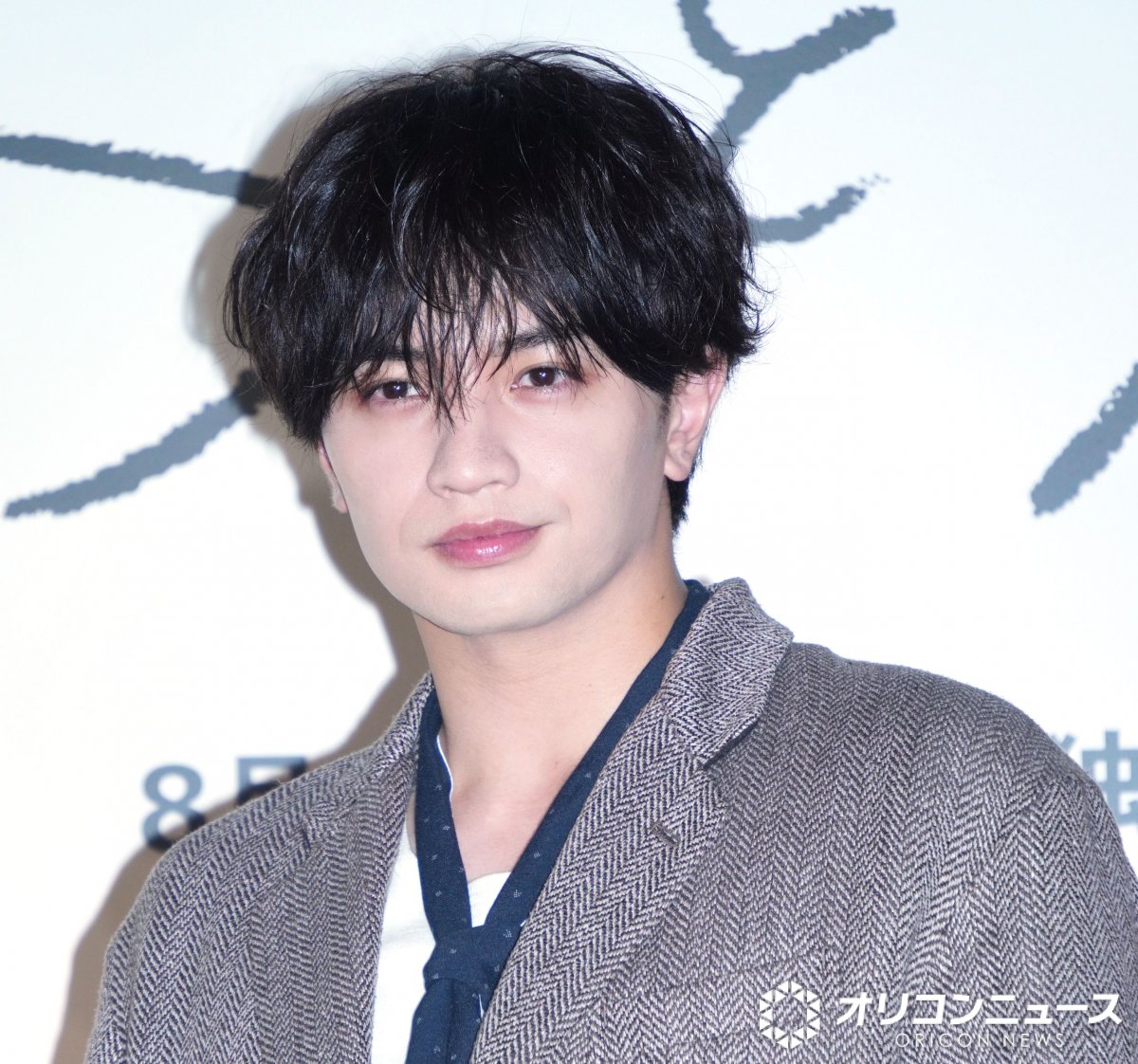 oricon's tweet photo. 中島健人🌟
シール交換ができず💧
💭「僕の中のしずくちゃんが泣いていました」
https://t.co/LExdZWFCDd
⠀
#SとX https://t.co/cAe9bP6hjv