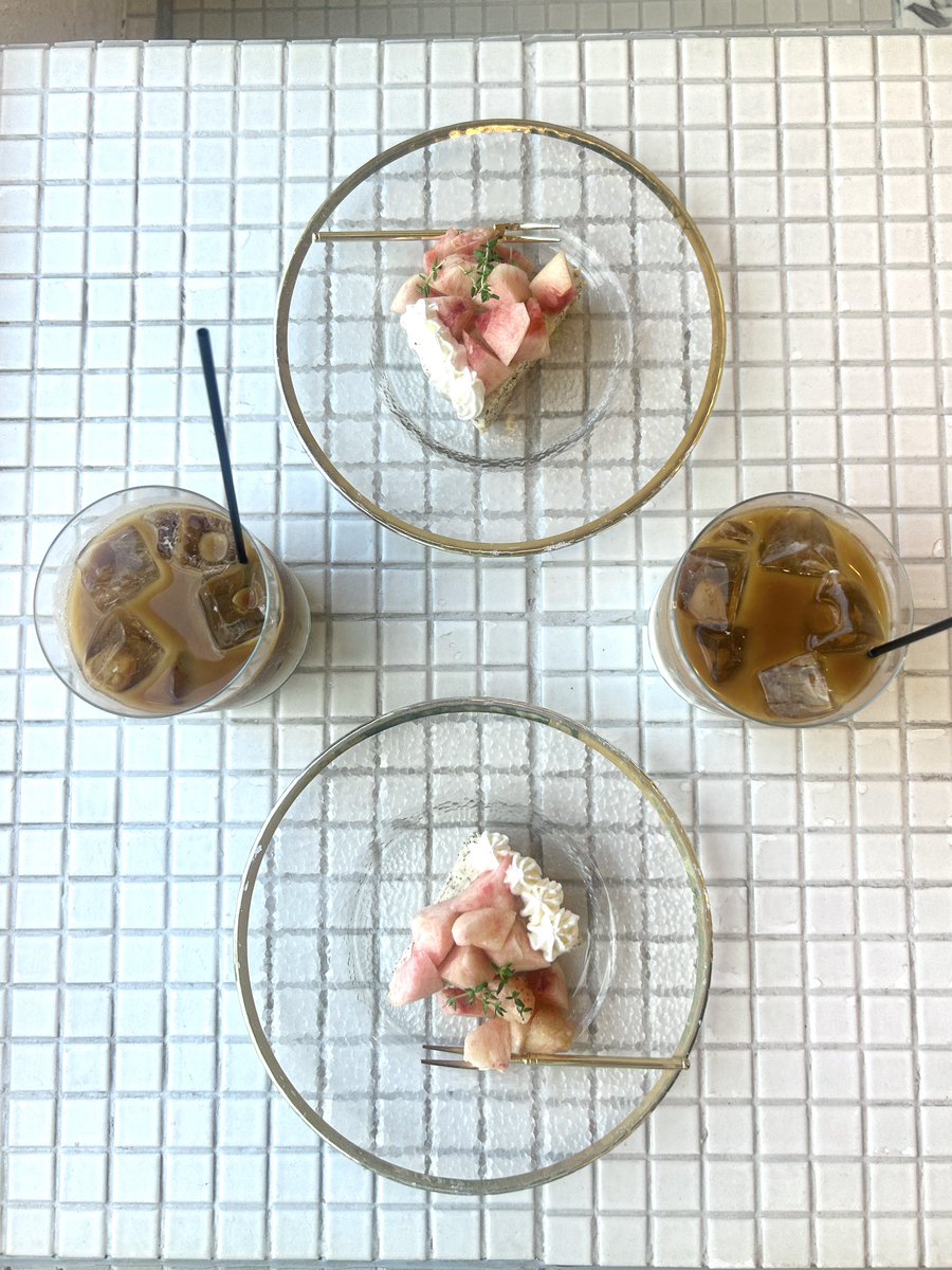 onozato_mari's tweet photo. 今日から夏休み開始なので、まずはとてもオシャレなカフェに行きました🪽
いっぱいリフレッシュして また次のお仕事に向けてたくさんがんばるぞ💭 https://t.co/RNsSs9OTC3