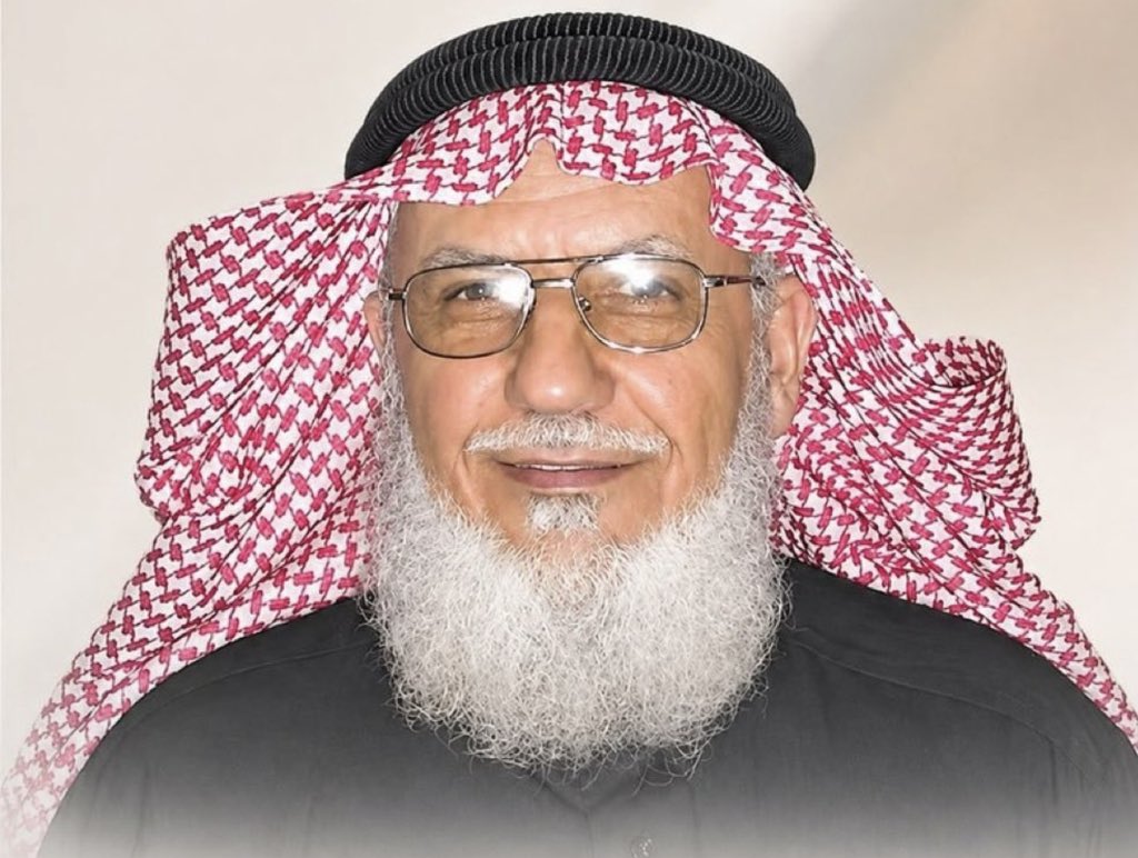 abdullahalhdawi's tweet photo. الشيخ مهدي الخازم
اسمٌ يعرفه 
جميع أهالي منطقة الباحة عامة
وبلجرشي خاصة
كان معلماً ثم إدارياً 
يُشهد له بحسن الإدارة
وسموّ الأخلاق
والإخلاص
والسيرة الطيبة مع الجميع
فكان قريباً من الناس
حاضر الأثر 
في التربية والتعليم 
وخدمة المجتمع
لا يُذكر إلا بالخير
ولا يُثنى إلا على جهوده ومواقفه.

رحل عن دنيانا
لكنه لم يرحل من قلوبن
وقد خيّم الحزن على الجميع
حزنٌ صادقٌ ثقيل
 اوجعزالقلوب
وغصّت الكلمات
وتبدّلت المجالس 
إلى دعاء وذكرٍ لمناقبه
واشتدّ الشعور بالفقد 
لأن مكانه كان واسعاً في النفوس.

ومع ألم الرحيل
لا نقول إلا ما يرضي الله: 
الحمد لله على قضائه وقدره
نسأل الله أن يرحمه 
رحمةً واسعة
وأن يغفر له
وأن يجعل ما أصابه كفارةً له ورفعةً 
في درجته
وأن يبدله داراً خيراً من داره
وأن يجعل قبره روضةً
 من رياض الجنة
وأن يجمعنا به 
في الفردوس الأعلى.

@aliothma_n