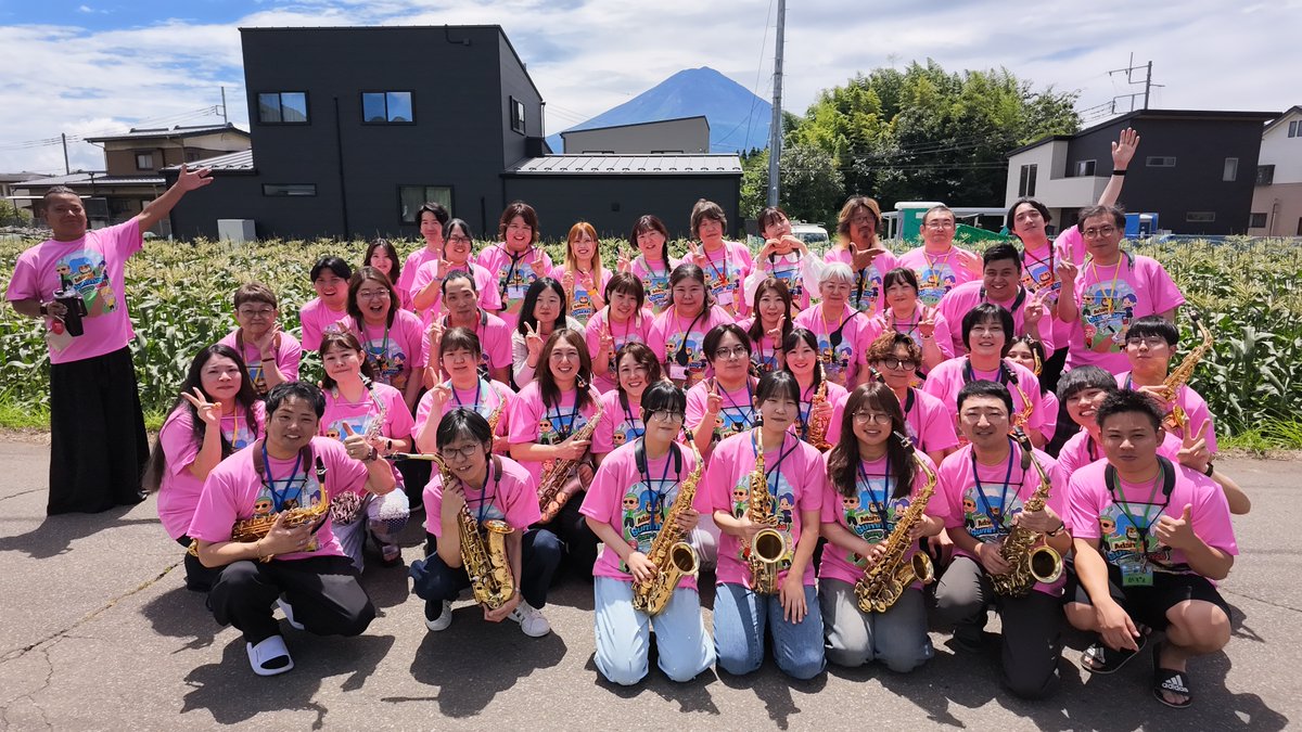 Adam_sax_japan's tweet photo. Adamサマーキャンプ2026🌻
今年も大盛り上がりで終了しました！
3泊4日、夜中まで楽器を吹き続けてヘトヘトです。
充実した毎日でした！来年もまた会いましょう〜〜 https://t.co/h2B6AaD7Nn