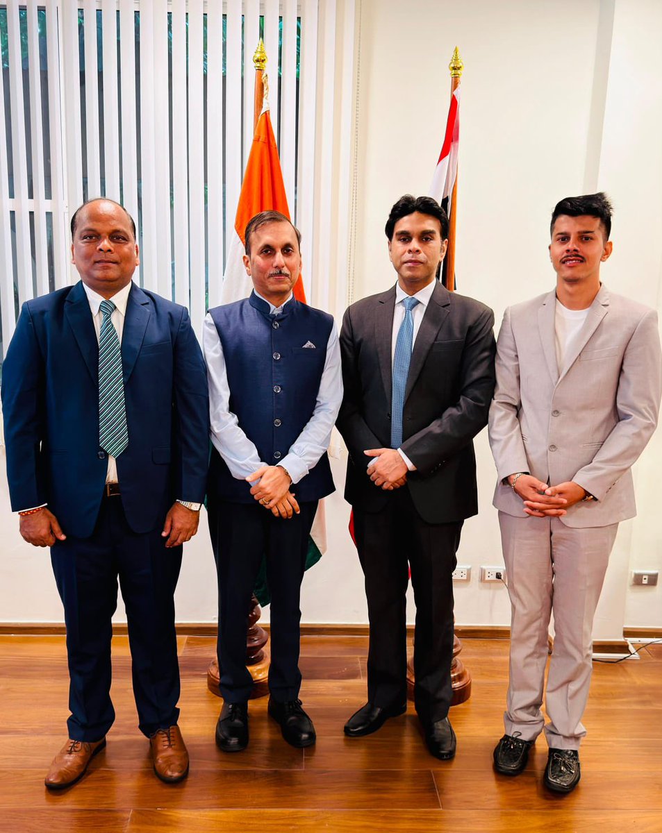 IndiainThailand's tweet photo. Ambassador Puneet Agrawal met a delegation led by Mr. Rahul Laxman Patil, Researcher & Youth Engagement Advocate, today. Discussions focused on strengthening India–Thailand cultural ties, heritage cooperation, people-to-people connectivity and youth engagement, particularly in the context of the 80th anniversary of Diplomatic Relations between 🇮🇳 and 🇹🇭 in 2027.

เอกอัครราชทูตปุนีต อัครวาล พบคณะผู้แทนที่นำโดย นายราหุล ลักษมัน ปาติล นักวิจัยและผู้สนับสนุนการมีส่วนร่วมของเยาวชนในวันนี้ โดยการพบปะหารือมุ่งเน้นการส่งเสริมความสัมพันธ์ด้านวัฒนธรรมระหว่างอินเดียและไทย ความร่วมมือด้านมรดกทางวัฒนธรรม ความเชื่อมโยงระหว่างประชาชน ตลอดจนการมีส่วนร่วมของเยาวชน โดยเฉพาะในบริบทของการครบรอบ 80 ปีความสัมพันธ์ทางการทูตระหว่างอินเดียและไทยในปี 2570
