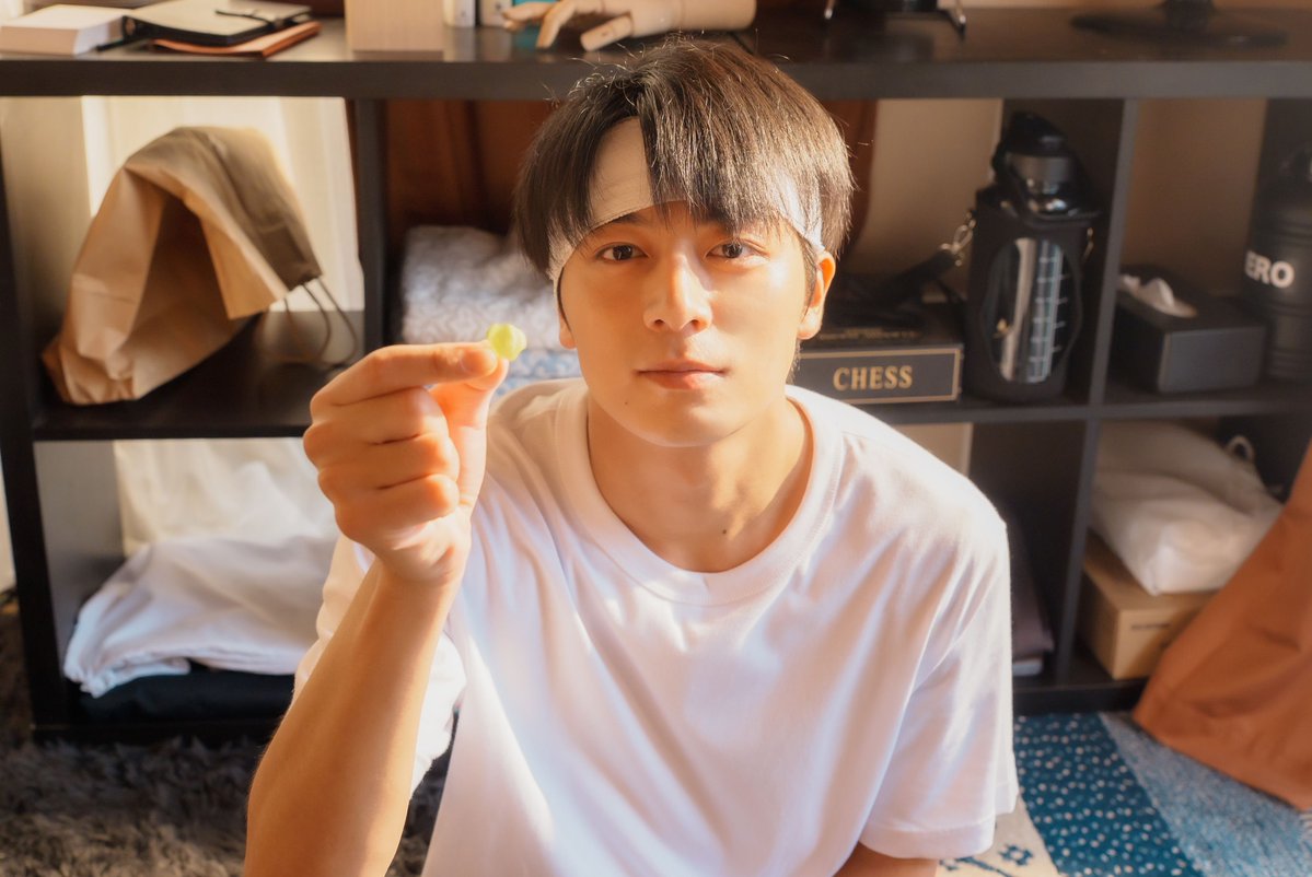 saitoryu616's tweet photo. 本日ご紹介するのは
多古井さんの頭に付いていた
かめきちのキャベツです。

産地にこだわった新鮮なキャベツ。

たこ焼きは撮影終わりに
例のごとく掻っ攫って帰りましたが、
キャベツはやめておきました。
別に苦手なわけではありません。

#キスあと #キャベツ #多古井産 https://t.co/ImqUNyzhPc