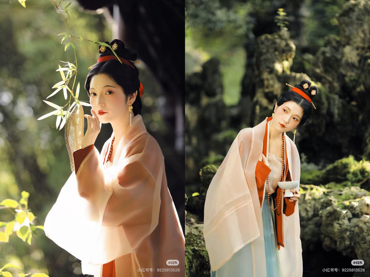 AmazingHanfu's tweet photo. How did an ancient hairstyle stay so high? The Chaotianji (skyward bun) was a high updo tightly coiled on top of the head. A Song dynasty beauty trend that went from court to everyday life. (via.juxiacamerca-nvshe） https://t.co/hlYr5qMU92