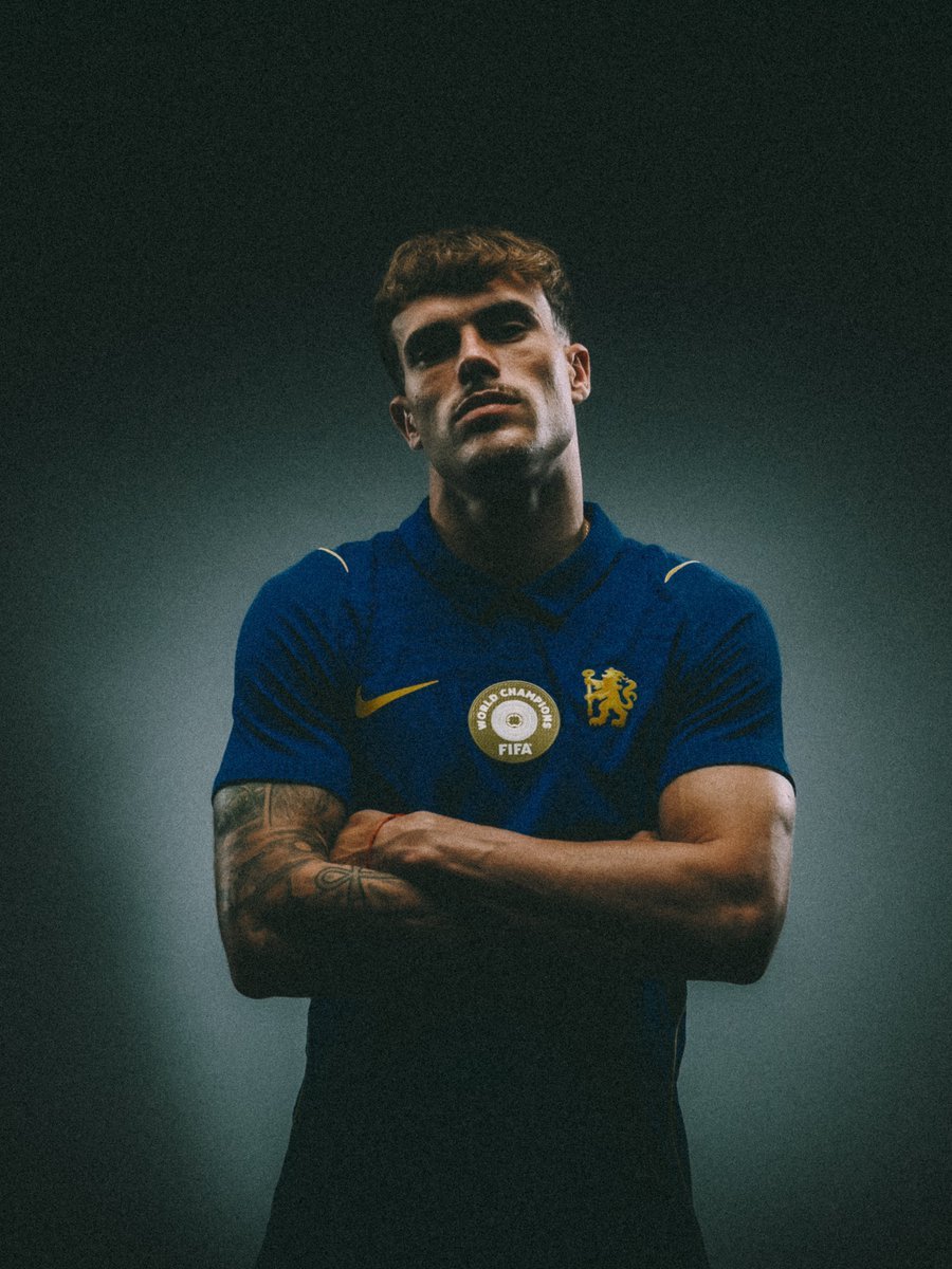 Anthony18890's tweet photo. Welcome to Chelsea pep chaveria. You're now the best left back in the league 😁 https://t.co/szs9RUvm11