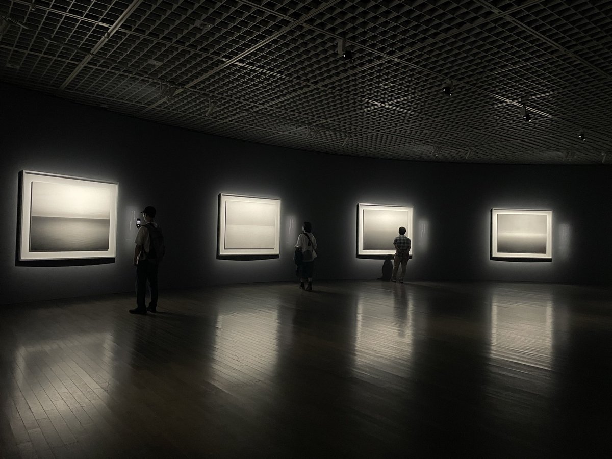 昨日は杉本博司「絶滅写真」展@東京国立近代美術館に行きましたー
