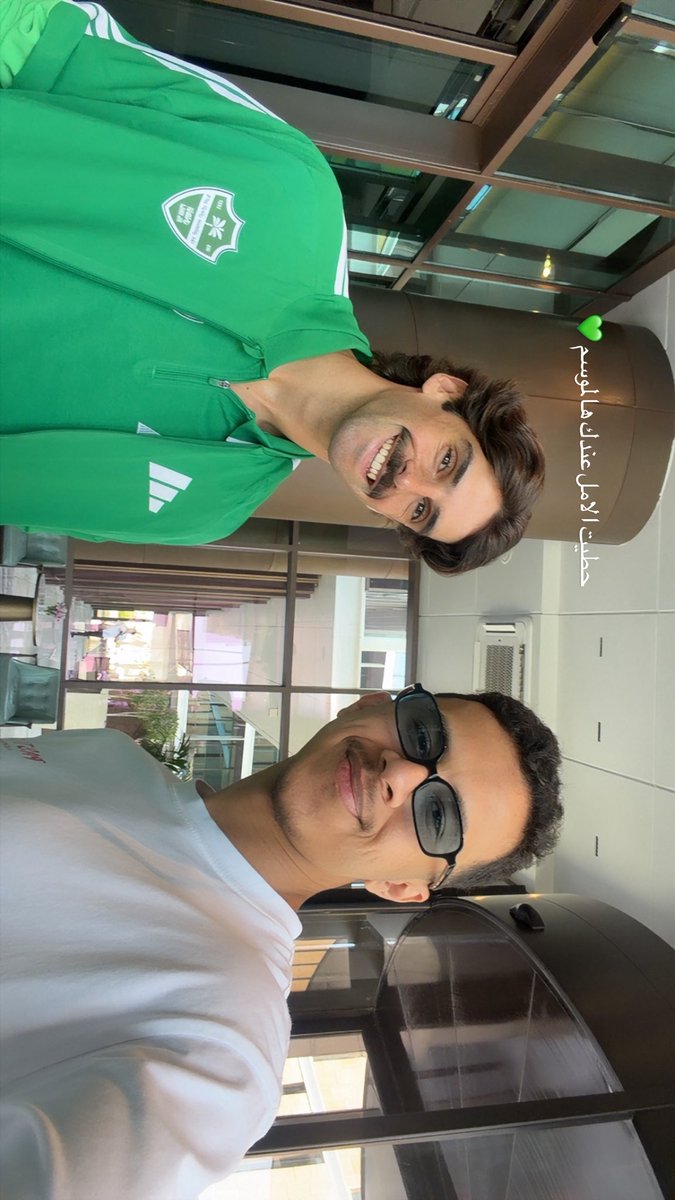 ejiie7's tweet photo. التقينا 💚 https://t.co/7huG2L6qmX