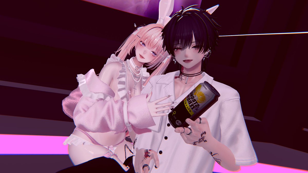 Ku_zu00X00's tweet photo. #VRCらびゅ
らびゅアフター行ってきた！
皆の水着姿まじ眼福でした。
キャストさん全員回れ無かったから次回は全員制覇します😎
ここで飲む酒はマジで美味い
またKPで参上します🥂  ̖́- https://t.co/AxrXFpuMNY