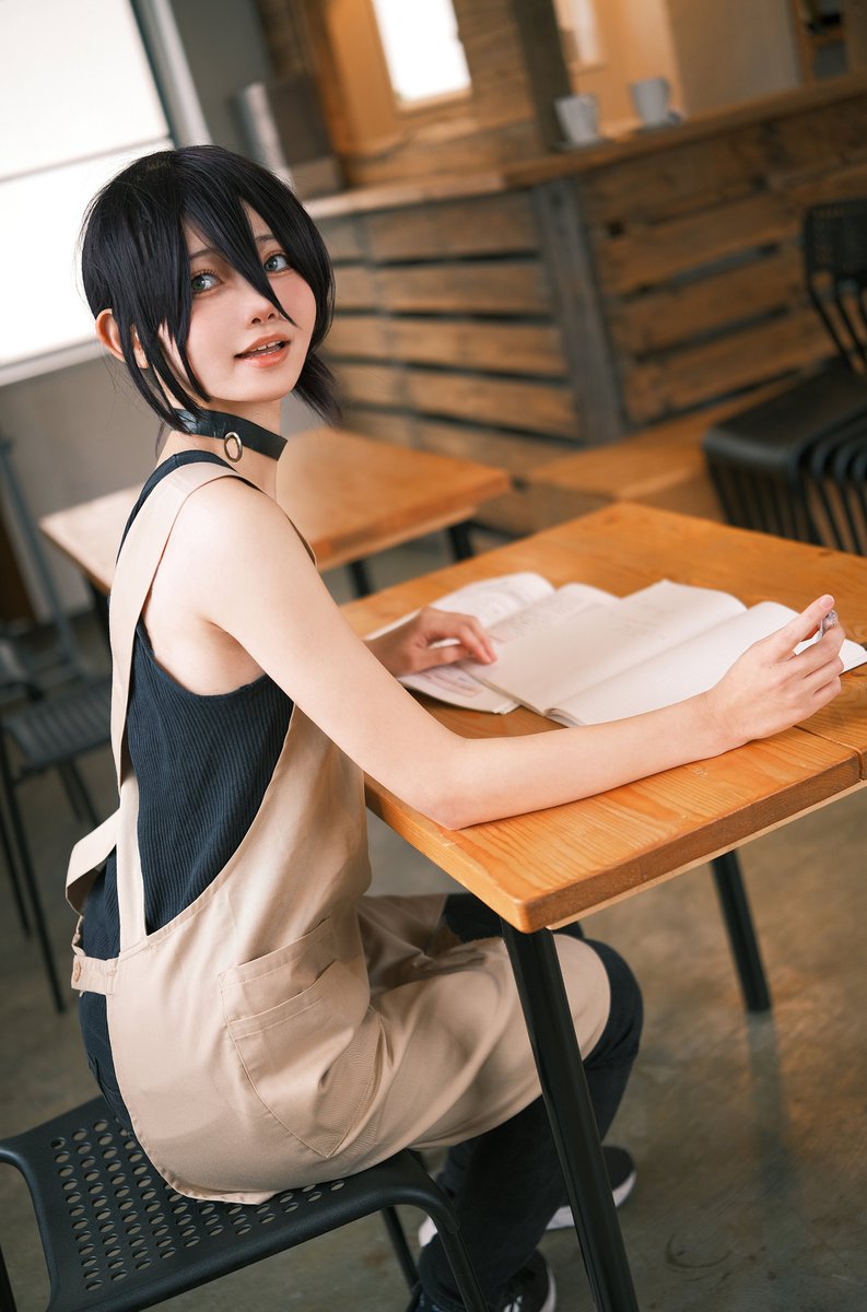 sakigake_cos's tweet photo. 𝘾𝙝𝙖𝙞𝙣𝙨𝙖𝙬 𝙢𝙖𝙣 ／ チェンソーマン
　　
◣◣◣◣◣◣
41                恋・花・チェンソー　　　40
⠀　　　　　　　　　　　　◤◤◤◤◤◤

cosplay  ﾚｾﾞ@MiyoshiCOS https://t.co/WvEqMAKej6