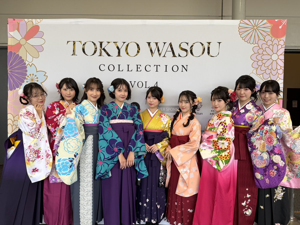 Rosy_Chronicle's tweet photo. TOKYO WASOU COLLECTION
ありがとうございました🌹✨

袴姿のロージーちゃん、いかがでしたか💘？

素敵な袴を着させていただき、本当にありがとうございました！

そして、久しぶりの「へいらっしゃい！」衣装も🇯🇵✨

#ロージークロニクル #ハロプロ https://t.co/Pka154kIUG