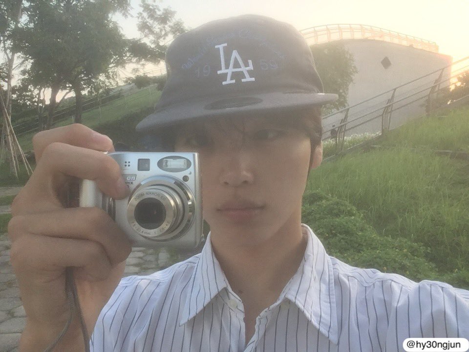 14229_h's tweet photo. 송형준 도대체 이런 뽀용함은 어케하는거야
뽀용함 최고는 송형준이라 생각함 https://t.co/4DIhLeyb8G