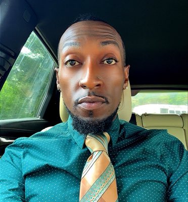 FashunableSinga's tweet photo. #NewProfilePic https://t.co/hrzAuCfZVP
