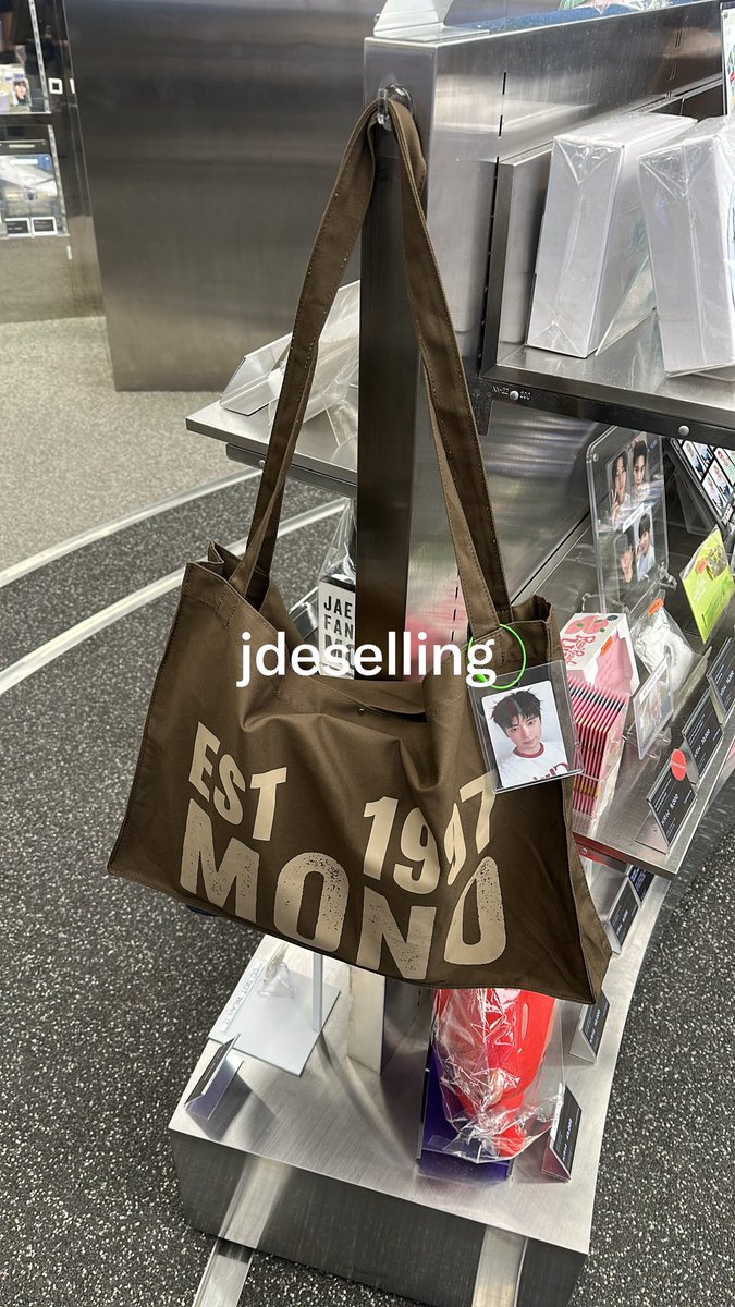 jdeselling tweet picture