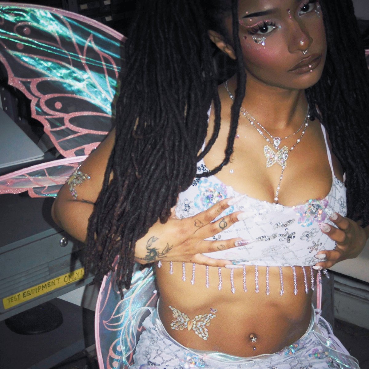 KYIEMA's tweet photo. MANICPIXIEDREAMGIRL out 9/25 🧚🏽‍♀️ https://t.co/VICDdmpezQ