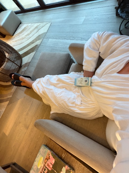 avaswallet_'s tweet photo. I just received Spa day 🧖🏼‍♀️ 🫧 from Anonymous via Throne. Thank you! https://t.co/9mKGHcRh4T #Wishlist #Throne https://t.co/VoQYw3bwjZ