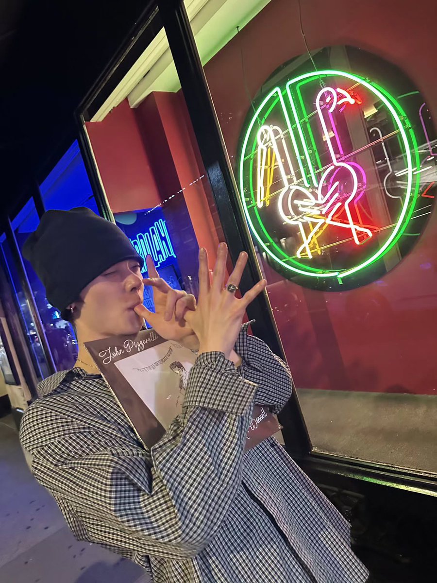 twinzzzn's tweet photo. 진짜 한결같구나 연준이는 https://t.co/Yr4TBdv6jB