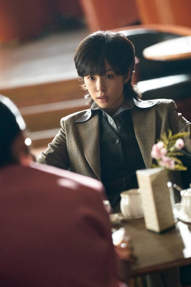 movieitzy's tweet photo. 📸 '메이드 인 코리아 시즌2' 서은수·원지안·차희 캐릭터 스틸 공개…9월 9일 디즈니+ 공개

서은수 대한민국 최초 여성 검사로 재등장. 원지안·차희 180도 달라진 변화. https://t.co/w0AOoNhJzX