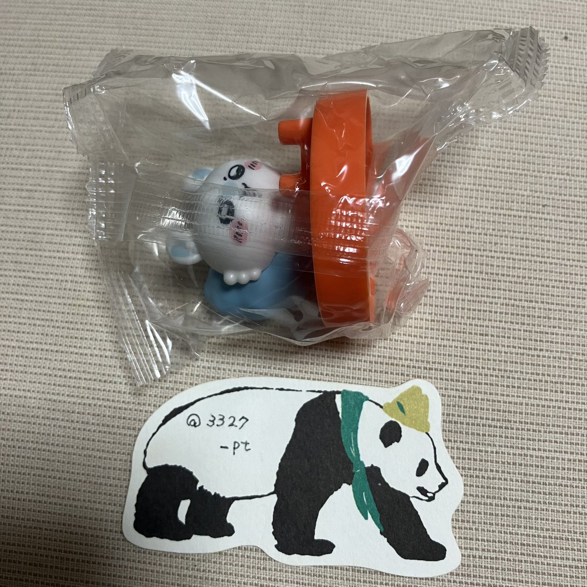 3327_pt's tweet photo. 【交換】ちいかわ　CoCo壱　カレー　フィギュア
譲: モモンガ
求: ちいかわ・ハチワレ
外箱なし、中のみの交換。都内手渡し希望です。よろしくお願いいたします。 https://t.co/0ATJ21dRl1