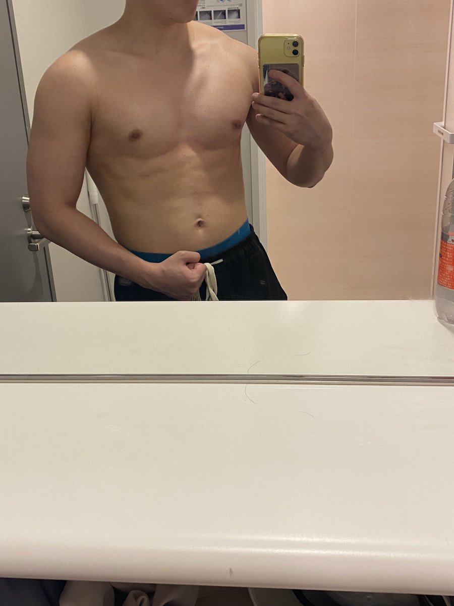 issqsj's tweet photo. 💪腕がまだまだすぎる https://t.co/bAWGcIa8BX