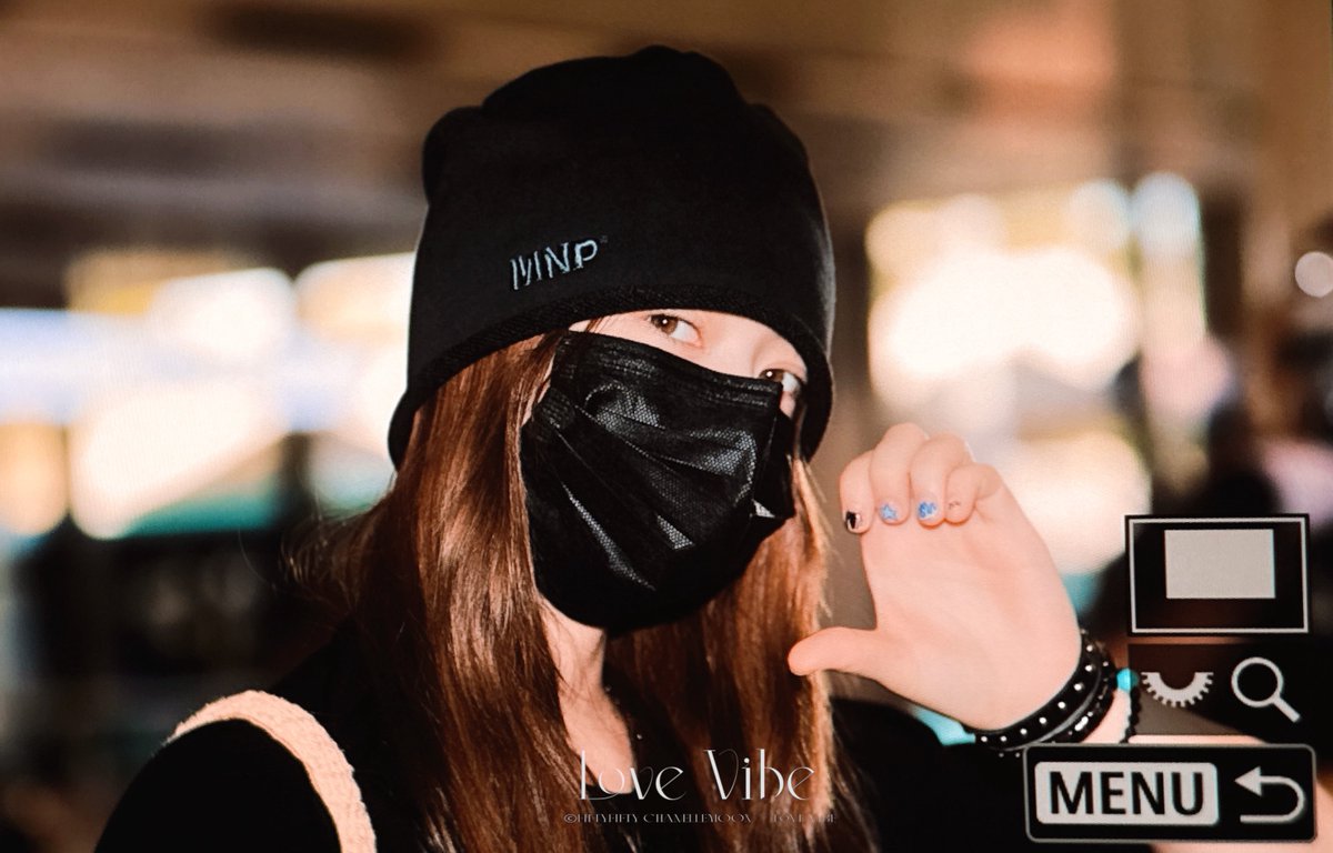 LV_fiftyfifty's tweet photo. 260812
#CHANELLEMOON #문샤넬
#FIFTYFIFTY #피프티피프티 https://t.co/alcbQb1ba8