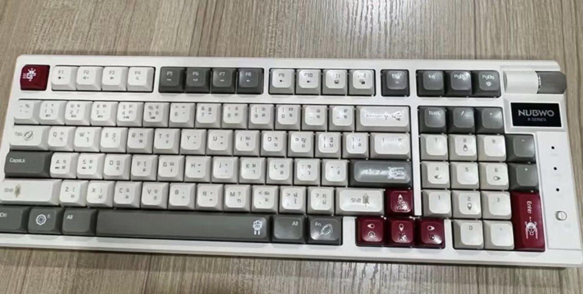 hunterhelp1's tweet photo. ￼NUBWO คีย์บอร์ดเกมมิ่ง Mechanical MINI RGB ขนาด 98% ใช้ไร้สาย / บลูทูธ Knob สีสันสวยงาม รุ่น X803ราคา 400 .- #คีย์บอร์ดมือสอง #ส่งต่อคีย์บอร์ด https://t.co/JPUuKPRGFH