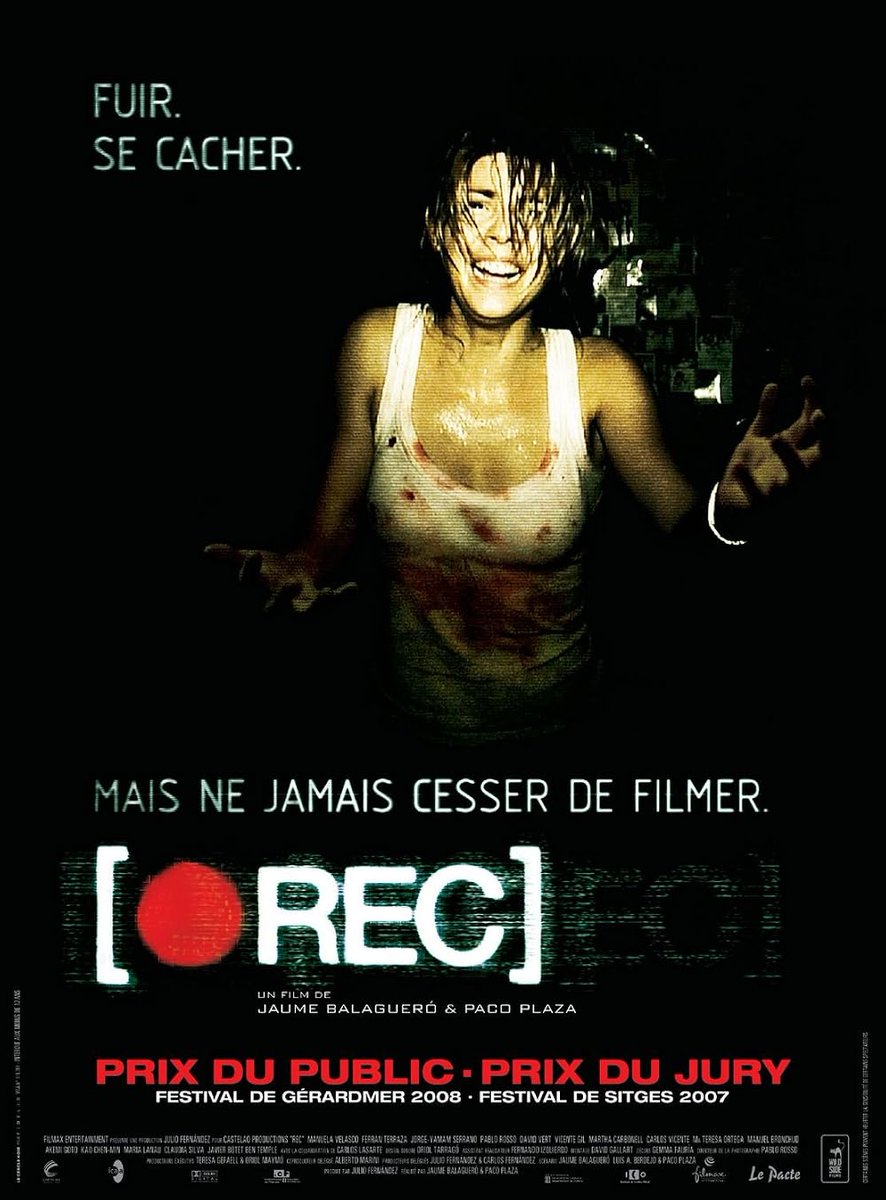 zebra6_537onn's tweet photo. 【REC/レック】（’07 西）

消防士の密着番組の撮影中、救助に入ったアパートの部屋で錯乱した女に襲われる…
全編、取材カメラ映像のモキュメンタリー。この演出ならではの乱れた画像、割れた音の臨場感が良好。更に、喧しいスペイン人×パニックと、混ぜるな危険の狂乱ぶりが圧巻。とても楽しめた。 https://t.co/JUGaSYnawE