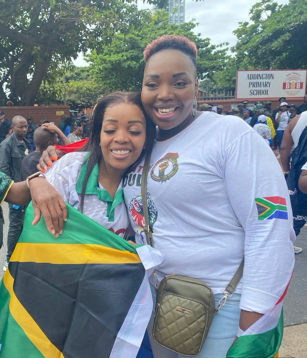 LeratoPillayZA's tweet photo. My Patriots 🇿🇦 https://t.co/icPh9TMIhj