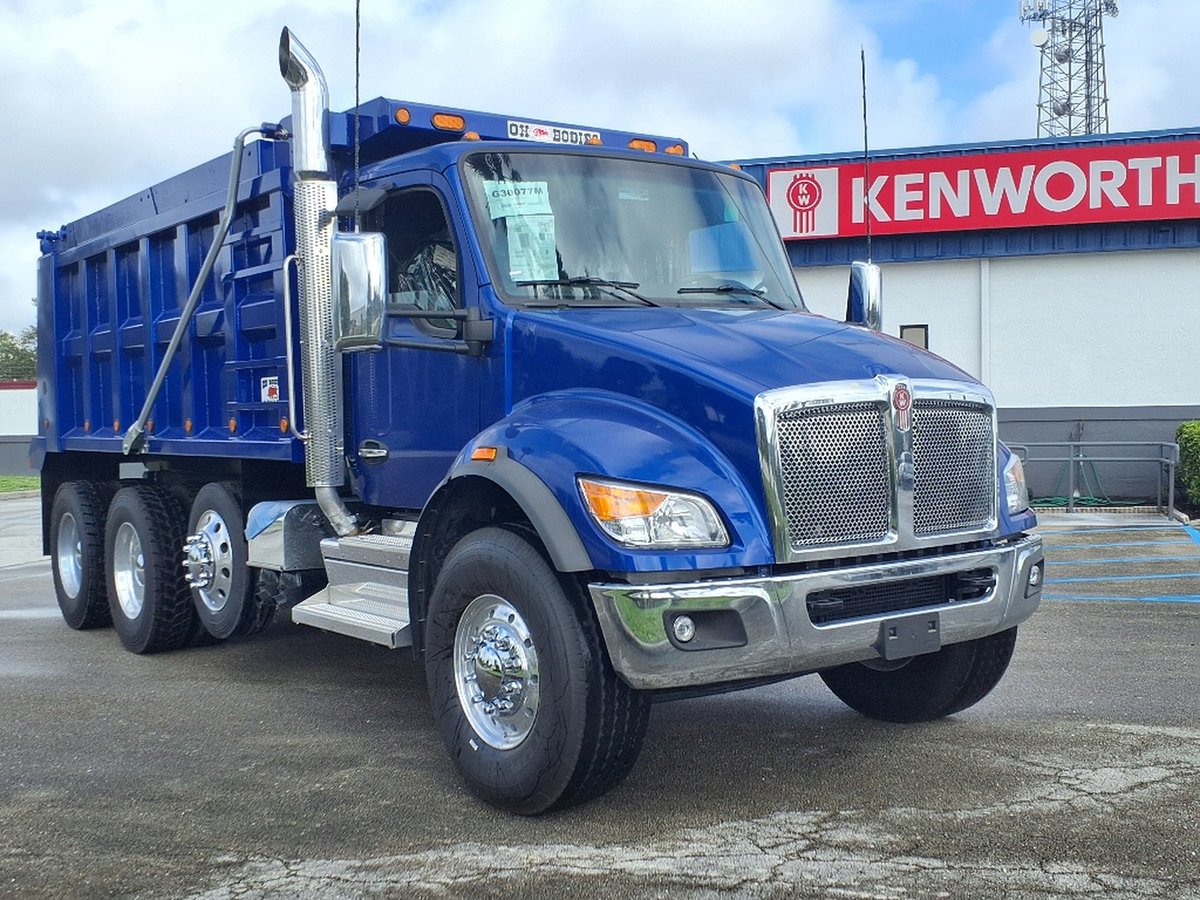AllRoadsKW's tweet photo. 2025 Kenworth T480 Dump. PACCAR PX-9 (8.9L), 330 HP. Allison RDS 6 Spd. 77,020 lb GVWR. Free transfer within South. https://t.co/WaBZdEXfpQ https://t.co/xsJd6dg2FI https://t.co/RO307gJTiQ