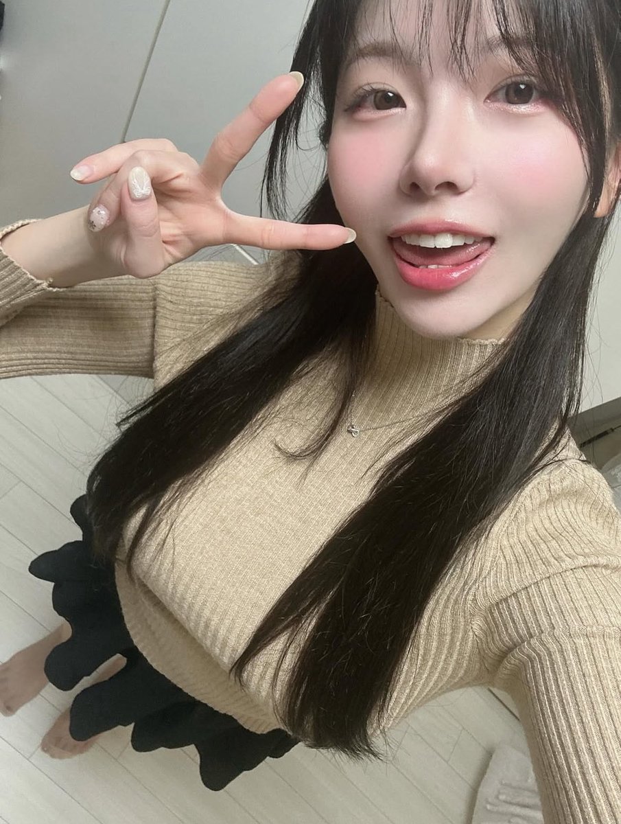 ANADELOSLIOS1's tweet photo. 喜欢胸大还是胸小
像我这样的喜欢嘛
胸大屁股大
做起来还是很丝滑
马来西亚约炮
#马来西亚 #马来西亚陪游  #新加坡 https://t.co/AKcEin3wXM