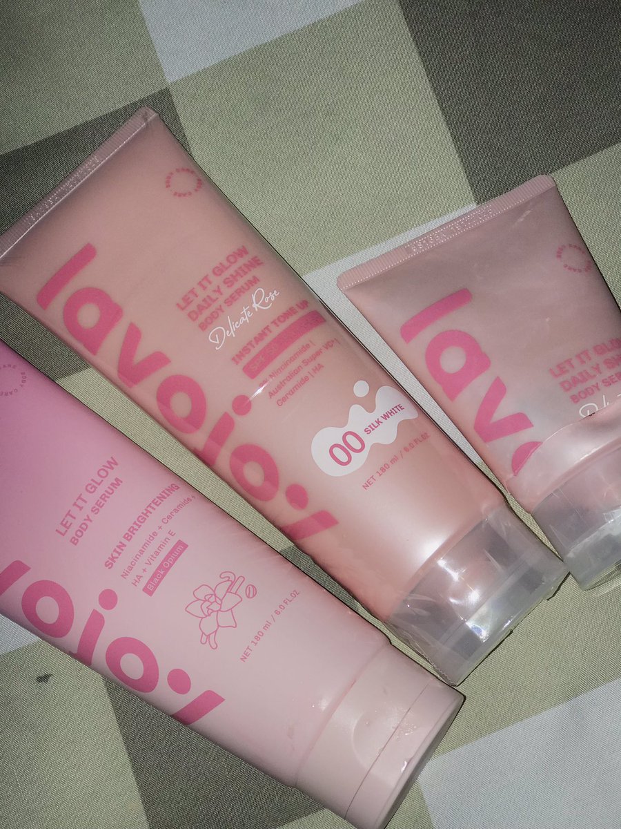 dsftrn_'s tweet photo. orang have ga akan ngelakuin adegan potong lotion kek ginii🥹 https://t.co/bvZPWC4U69
