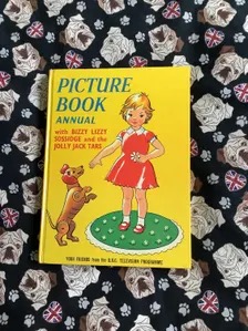 WatsonsVintage's tweet photo. A Fun and Nostalgic #giftidea EXTREMELY Rare circa 1960s Picture Book Annual Hardback Book - As Seen On BBC Watch With Mother - Childhood Nostalgia - Bizzy Lizzy - Sossidge https://t.co/4papmwp2fK via @Etsy #VintageBooks #60sNostalgia #60sArt #WatchWithMother https://t.co/GifeS7K9Lg