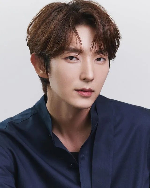 fridella_'s tweet photo. Gak beres nih gua nonton My Bias My Boss malah bikin halu doang ngekhayal kerja bareng Ha Neul (My fav aktor) dan Jun Gi (My fav aktor too) as Boss 🤣🤣wkwkw stress https://t.co/sBd4O53lNQ