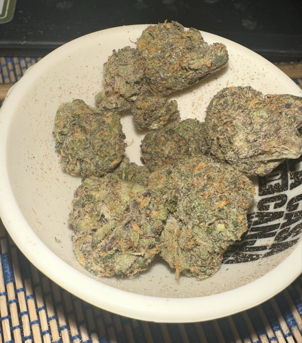 tomyjuice's tweet photo. Quelle strain? https://t.co/ah1SnoaGpa