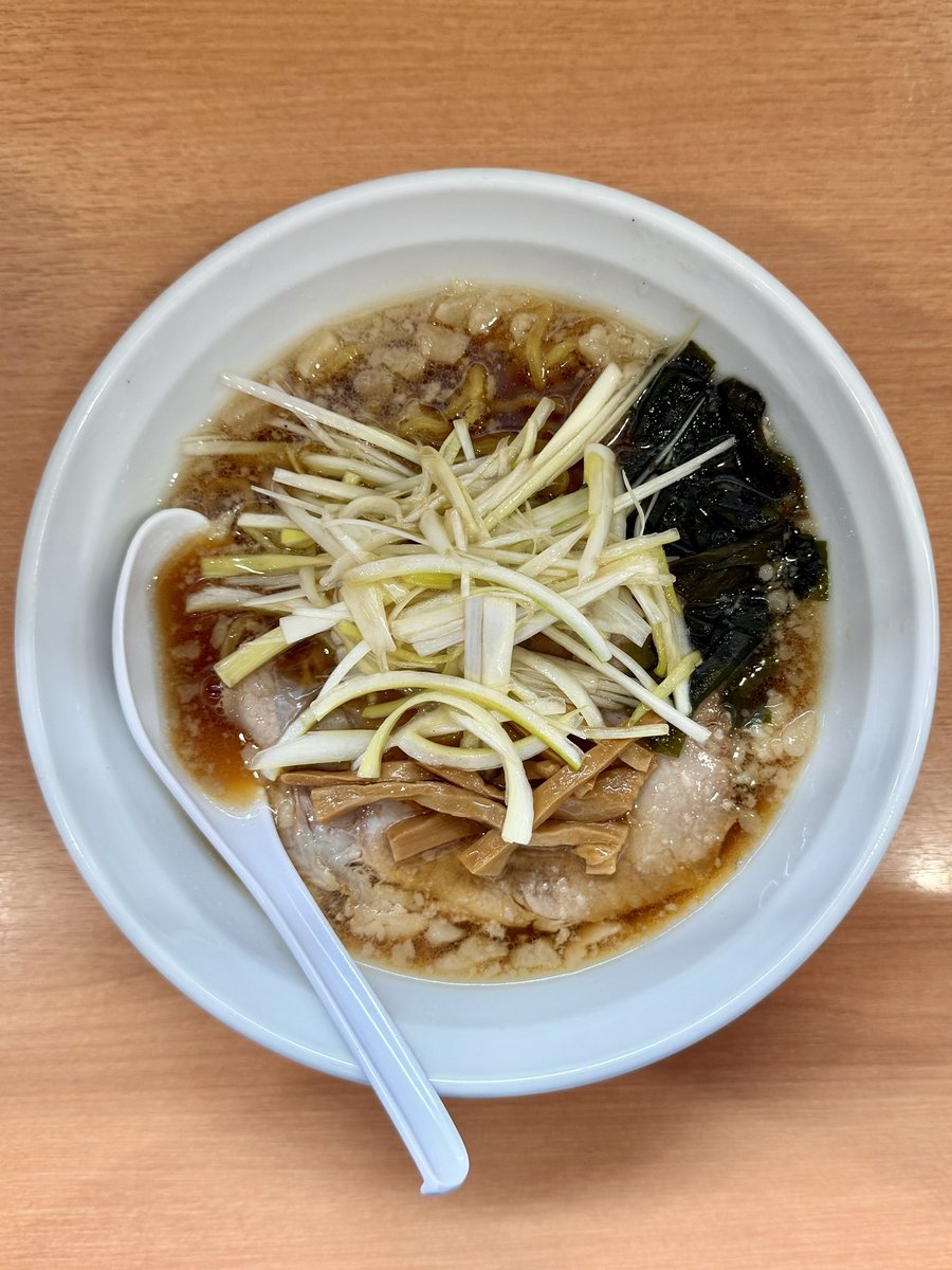 za0ez's tweet photo. ⭐︎麺屋 我道
⭐︎豚そば＆煮干し中華
我道リニューアル特別価格の時にいただきました♫
久しぶりの店内連食🤣
連食なんだから麺も変えて食べてみれば良かったと後で気付く…笑笑
かなり攻めた価格設定なので、ぜひ多くの人に味わってもらいたいな😊
2026.7.24 https://t.co/1LCHUem9G8