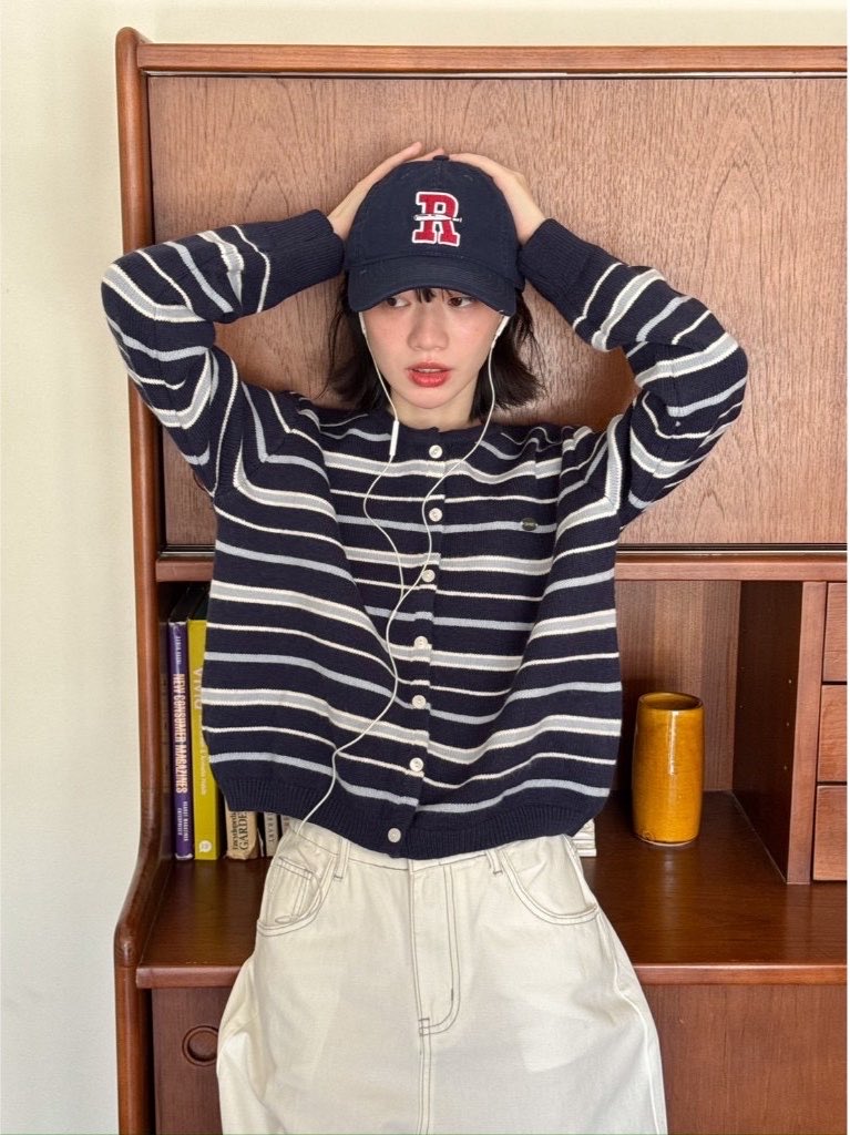 Bunnyi3k's tweet photo. 🧃รวบรวมเสื้อคลุมคาดิแกนไหมพรม น่ารักมากก หยิบใส่ง่าย แมทช์สนุก แนะนำเลยคั้บ🎧🥐🐰🍰 https://t.co/CIaNVUBLQ6