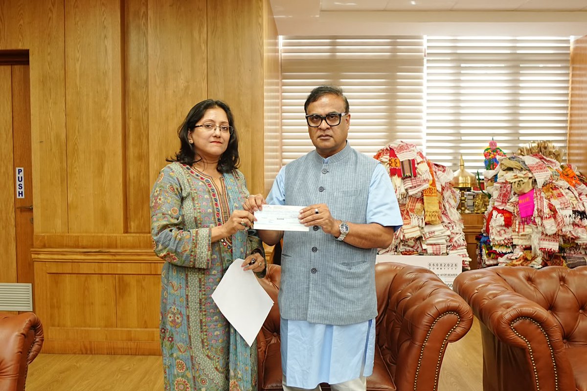 CMOfficeAssam's tweet photo. For their generous contributions to the Chief Minister’s Relief Fund, HCM Dr. @himantabiswa expresses heartfelt gratitude to:|

✅ Sonali Ghosal, Nightingale Group of Companies – ₹25 lakh
✅ Dr. Tonmoy Das, Apollo Hospital – ₹20 lakh

Their support reflects the spirit of solidarity and compassion that strengthens Assam in times of need.