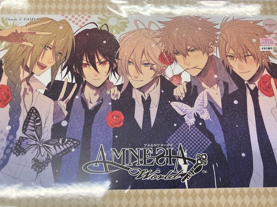 入荷情報】 「AMNESIA」缶バッジ、ランチョン、ブロマイドなど入荷
