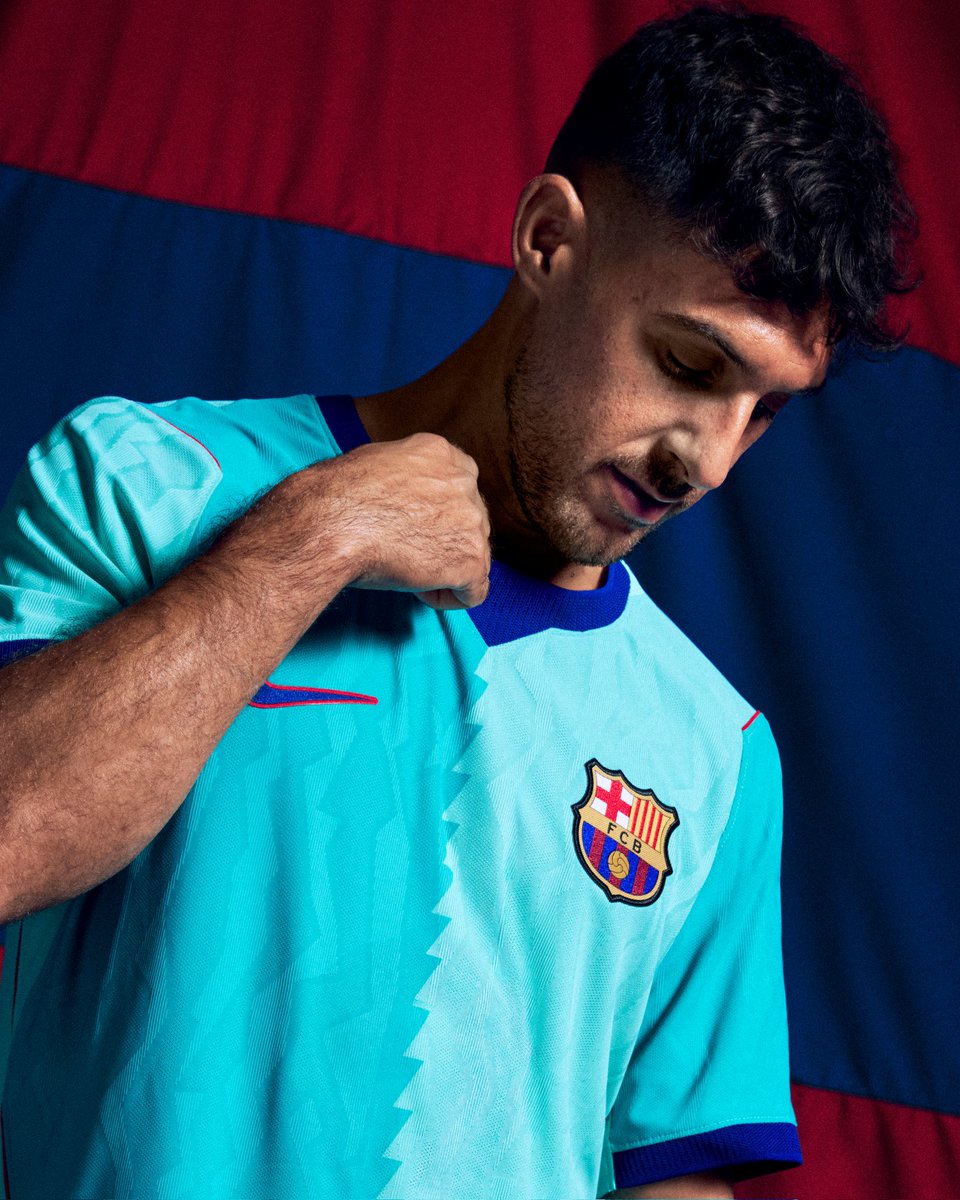 FCBfutbolsala's tweet photo. Abans que jugador, culer 🩵 https://t.co/UTf08Jq4Q8