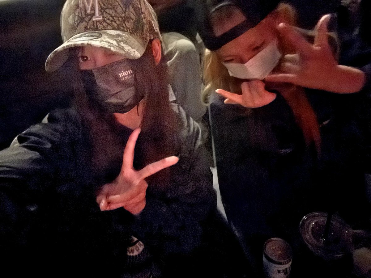 OBD_let's tweet photo. 아치 베이비 같이 스파이더맨 보고 왔대~~🕷🕸
TMI는 토이스토리 보고 눈물 조금 났는데 베이비가 어디서 눈물이 나냐고 ㅋㅋㅋㅋㅋㅋ https://t.co/esE3RwnvTF