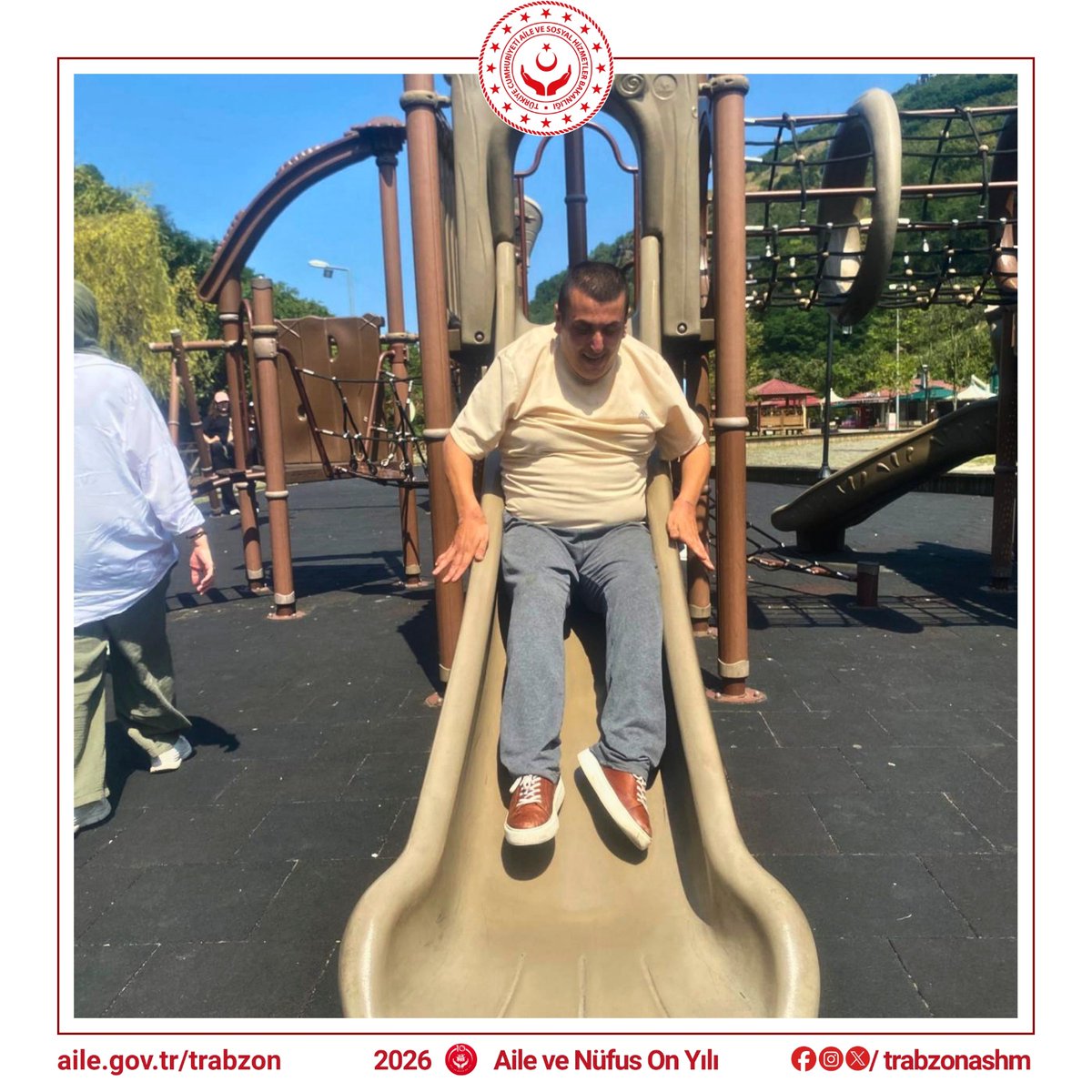 trabzonashm's tweet photo. İl Müdürlüğümüze ba��lı kuruluşumuz Gündüz Bakım Rehabilitasyon ve Aile Danışma Merkezinde hizmet alan özel gereksinimli bireylerimiz, Sera Gölü’nde düzenlenen piknik etkinliğinde doğayla buluştu. https://t.co/isMZtRFYUE